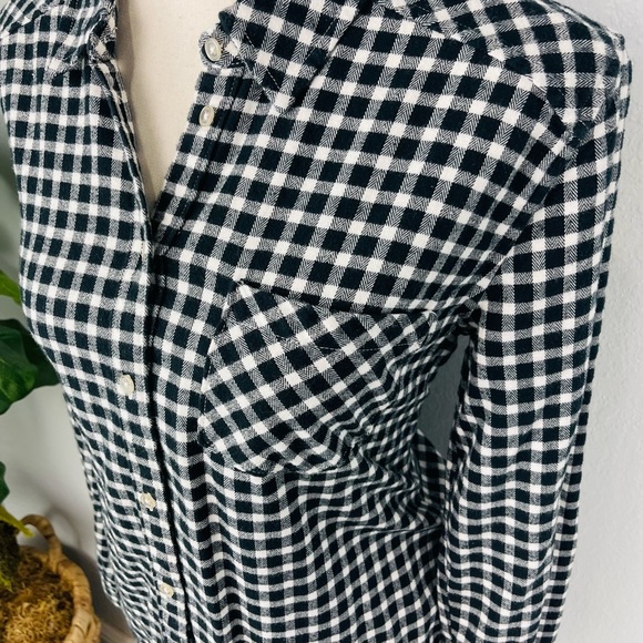 Paige Black & White Buffalo Checkered Plaid Long Sleeve Button Down sweater Tee - Picture 2 of 6